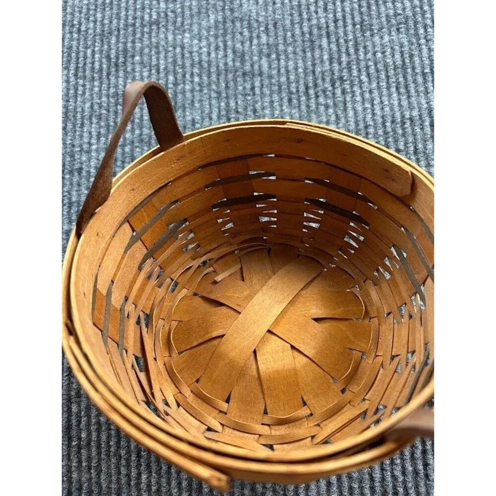 Longaberger 1994 Heartland Button Basket with Leather Loop Handles
